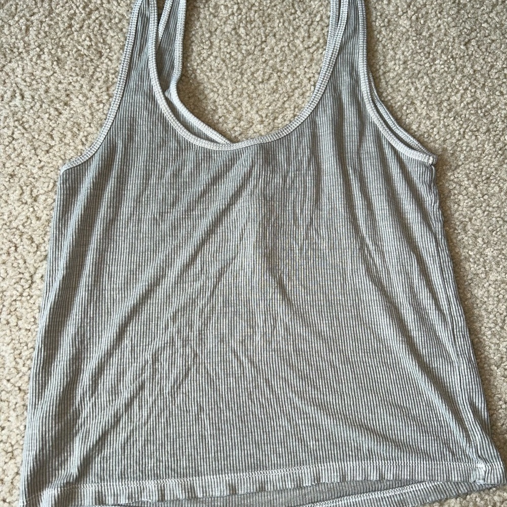 American Eagle Tank Top - Picture 3 of 3